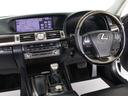 ★使いやすさや安全性を追求したステアリング周り!高級車ゆえにスイッチ類が多いのも特徴ですね!考え尽くされた配置ですぐに使いこなす事が出来ますのでご安心下さい!是非、体感してみて下さい!!