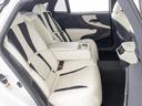 希少装備!!Fスポーツ専用【白本革シート】装着車!!お好みはいかがですか?高級感はもちろん、清潔感がありとても人気の装備です!!