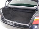 トランクが狭いと思っておりませんか？実際は大容量トランクです！旅行等の長距離ドライブも快適です！また、屋根付きスペースを完備しておりますので、夜間でも、雨でも雪の日だってゆっくりご覧頂けます。