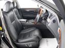 高級感をさらに高める黒本革シート搭載！！今では三大人気装備の一つとなり車内状態もとても良好です。お好みのシートカラー（赤、白、青等々）への変更も可能となります。