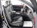 高級感をさらに高める黒本革シート搭載!!今では三大人気装備の一つとなり車内状態もとても良好です。お好みのシートカラー(赤、白、青等々)への変更も可能となります。