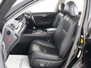 高級感をさらに高める黒本革シート搭載!!今では三大人気装備の一つとなり車内状態もとても良好です。お好みのシートカラー(赤、白、青等々)への変更も可能となります。