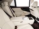 高級感漂う【白本革シート】装着車!!お好みはいかがですか?高級感はもちろん、清潔感がありとても人気の装備です!!