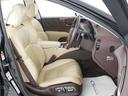 高級感をさらに高めるベージュ本革シート搭載!!車内状態もとても良好です。お好みのシートカラー(赤、白、青等々)への変更も可能となります。