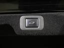スイッチ操作でトランクリッドの自動開閉が行えます。電子キー本体のワイヤレス機能や運転席のスイッチからでもオープン操作が可能です！高級車ならではの快適装備です！！