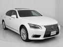 LS600h バージョンL (整備点検記録簿11枚)(サンルーフ)(マークレビンソン)(レーダークルーズC)(BSM)(黒本革シート)(三眼LEDヘッドライト)(後席コントロールパネル)(4WD)(シートヒーター)(エアシート)(18枚目)