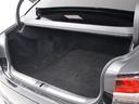 トランクが狭いと思っておりませんか？実際は大容量トランクです！旅行等の長距離ドライブも快適です！また、屋根付きスペースを完備しておりますので、夜間でも、雨でも雪の日だってゆっくりご覧頂けます。
