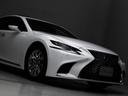 ＬＳ５００ｈ　エグゼクティブ　（禁煙車）（サンルーフ）（黒本革シート）（マークレビンソン）（リヤモニター）（レクサスセーフティシステム＋Ａ）パノラミックビューモニター　記録簿７枚　デジタルインナーミラー　ハンズフリーパワートランク（27枚目）