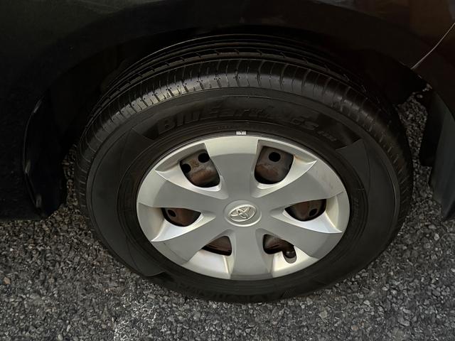 パッソ Ｘ　クツロギ　ＥＴＣ　ナビ　　テレビ　ＣＤ　Ｂｌｕｅｔｏｏｔｈ　キーレスエントリー　盗難防止システム　衝突安全ボディ　エアコン　パワーステアリング　パワーウィンドウ　ＡＢＳ　運転席助手席エアバック（25枚目）