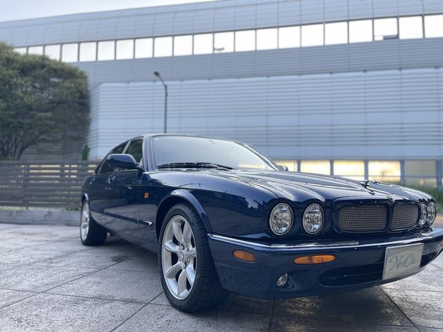 ＸＪ ＸＪＲ　４．０スーパーチャージドＶ８　ＸＪＲ　４．０スーパーチャージドＶ８（５名）走行９０００Ｋｍ・記録簿・禁煙・保証書・取説（6枚目）