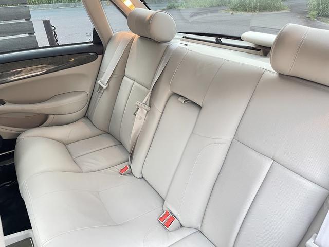 ＸＪ ＸＪＲ　４．０スーパーチャージドＶ８　ＸＪＲ　４．０スーパーチャージドＶ８（５名）走行９０００Ｋｍ・記録簿・禁煙・保証書・取説（12枚目）