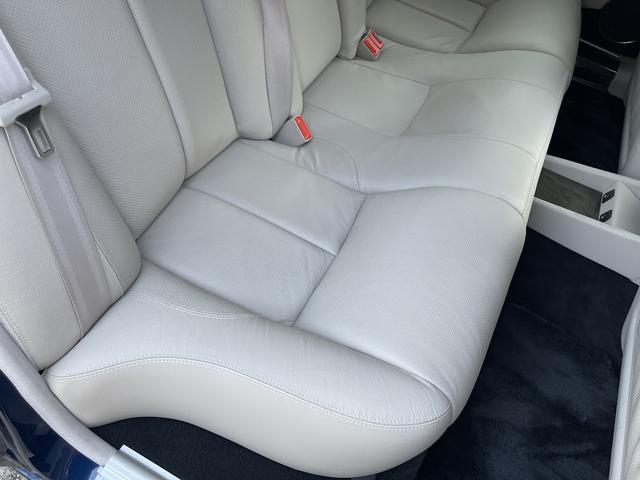 ＸＪ ＸＪＲ　４．０スーパーチャージドＶ８　ＸＪＲ　４．０スーパーチャージドＶ８（５名）走行９０００Ｋｍ・記録簿・禁煙・保証書・取説（15枚目）