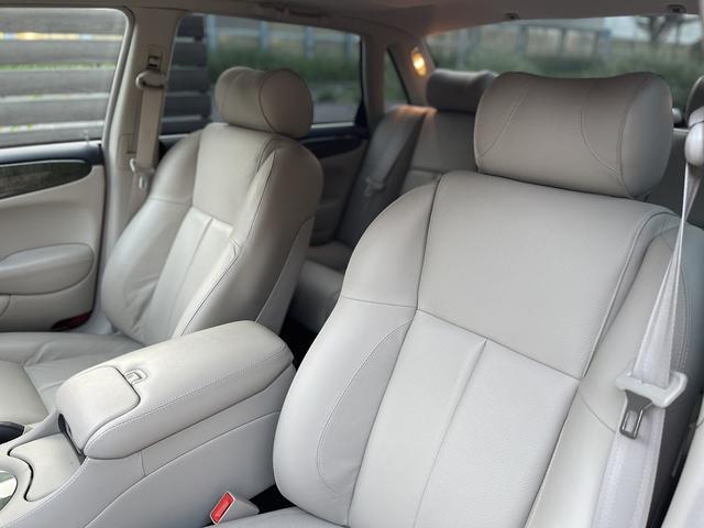 ＸＪ ＸＪＲ　４．０スーパーチャージドＶ８　ＸＪＲ　４．０スーパーチャージドＶ８（５名）走行９０００Ｋｍ・記録簿・禁煙・保証書・取説（34枚目）