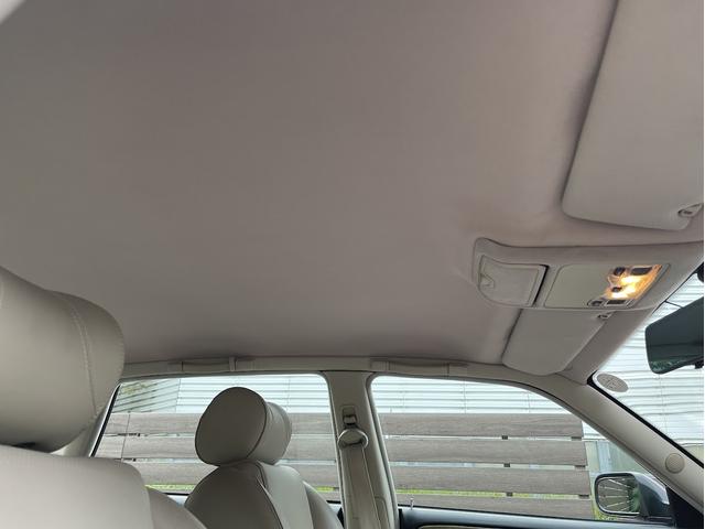 XJ XJR 4.0スーパーチャージドV8 XJR 4.0スーパーチャージドV8(5名)ガレージ保管・全車検記録簿・禁煙・保証書・純正車検証ケース・取説・純正スペアキー(43枚目)