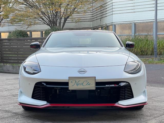 フェアレディZ ニスモ ワンオーナー・走行280Km・BOSE・Bカメラ・ETC・保証書・取説・スペアキー(4枚目)