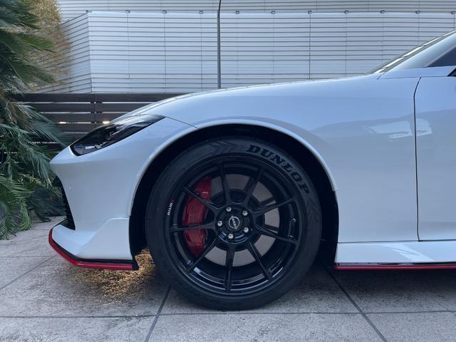 フェアレディZ ニスモ ワンオーナー・走行280Km・BOSE・Bカメラ・ETC・保証書・取説・スペアキー(15枚目)