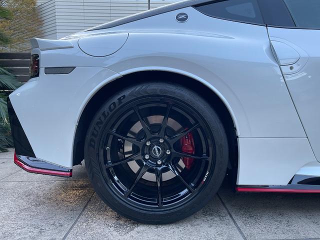 フェアレディZ ニスモ ワンオーナー・走行280Km・BOSE・Bカメラ・ETC・保証書・取説・スペアキー(16枚目)