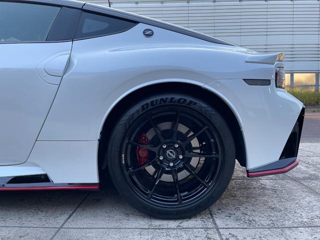 フェアレディZ ニスモ ワンオーナー・走行280Km・BOSE・Bカメラ・ETC・保証書・取説・スペアキー(17枚目)