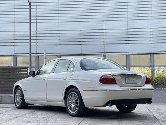 Ｓタイプ ３．０ソブリン　走行２３０００Ｋｍ・ワンオーナー・禁煙・ベージュ革（9枚目）