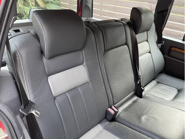 ９４０エステート ９４０クラシックエステート　最終モデル・サンルーフ・革シート（13枚目）