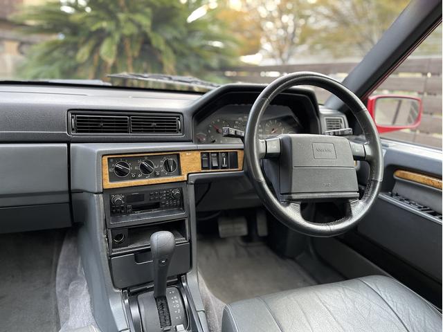 ９４０エステート ９４０クラシックエステート　最終モデル・サンルーフ・革シート（22枚目）