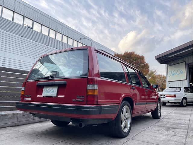 ９４０エステート ９４０クラシックエステート　最終モデル・サンルーフ・革シート（24枚目）