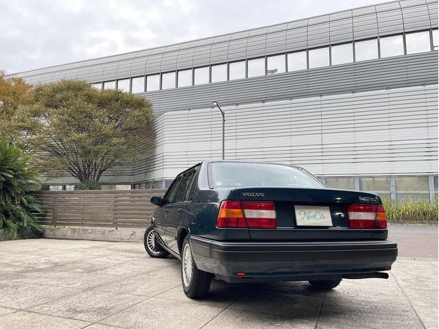 ９４０ ＧＬ　走行２５０００Ｋｍ・ワンオーナー・革シート・サンルーフ（16枚目）