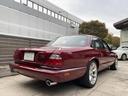 XJR 4.0スーパーチャージドV8 XJR 4.0スーパーチャージドV8(5名)ガレージ保管・全車検記録簿・禁煙・保証書・純正車検証ケース・取説・純正スペアキー(48枚目)