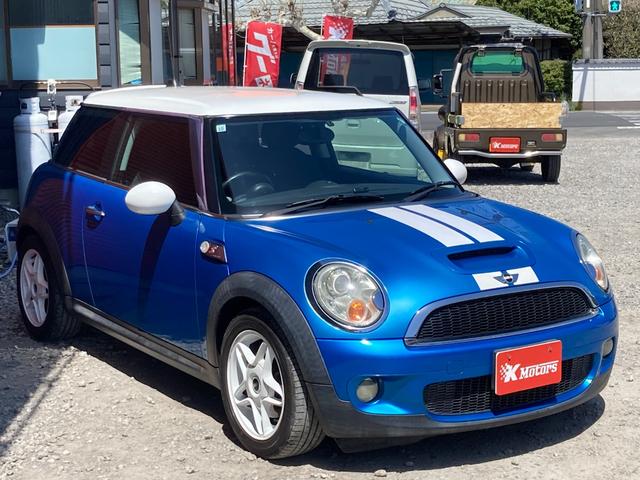 ＭＩＮＩ クーパーＳ　ＥＴＣ　ナビ　アルミホイール　ＨＩＤ　ＡＴ　盗難防止システム　ＡＢＳ　エアコン　パワーステアリング　パワーウィンドウ　運転席エアバッグ　助手席エアバッグ（14枚目）