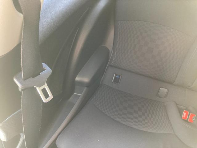 ＭＩＮＩ クーパーＳ　ＥＴＣ　ナビ　アルミホイール　ＨＩＤ　ＡＴ　盗難防止システム　ＡＢＳ　エアコン　パワーステアリング　パワーウィンドウ　運転席エアバッグ　助手席エアバッグ（29枚目）