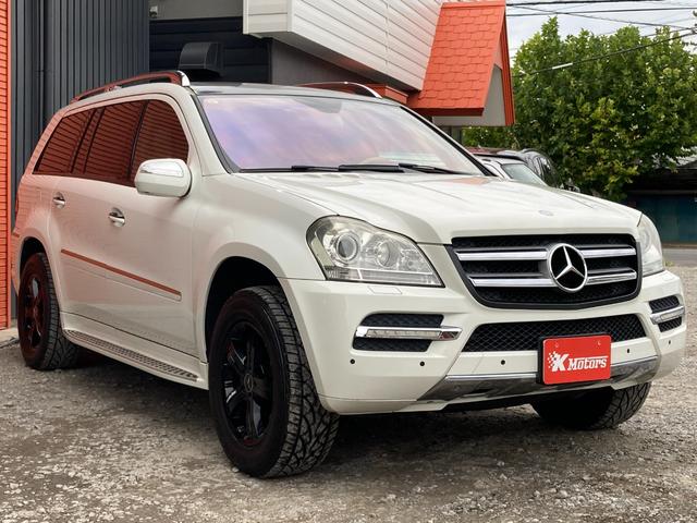 ＧＬクラス ＧＬ５５０　４マチック　４ＷＤ　左ハンドル　ＥＴＣ　バックカメラ　クリアランスソナー　オートクルーズコントロール　パワーシート　サンルーフ　ナビ　ＴＶ　オートライト　ＨＩＤ　アルミホイール　スマートキー　電動格納ミラー（13枚目）