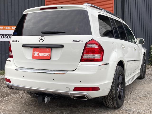 ＧＬクラス ＧＬ５５０　４マチック　４ＷＤ　左ハンドル　ＥＴＣ　バックカメラ　クリアランスソナー　オートクルーズコントロール　パワーシート　サンルーフ　ナビ　ＴＶ　オートライト　ＨＩＤ　アルミホイール　スマートキー　電動格納ミラー（15枚目）