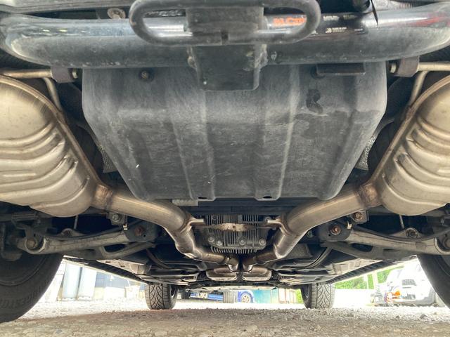 ＧＬクラス ＧＬ５５０　４マチック　４ＷＤ　左ハンドル　ＥＴＣ　バックカメラ　クリアランスソナー　オートクルーズコントロール　パワーシート　サンルーフ　ナビ　ＴＶ　オートライト　ＨＩＤ　アルミホイール　スマートキー　電動格納ミラー（50枚目）