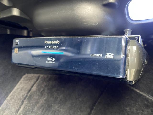 ＧＬクラス ＧＬ５５０　４マチック　４ＷＤ　左ハンドル　ＥＴＣ　バックカメラ　クリアランスソナー　オートクルーズコントロール　パワーシート　サンルーフ　ナビ　ＴＶ　オートライト　ＨＩＤ　アルミホイール　スマートキー　電動格納ミラー（52枚目）