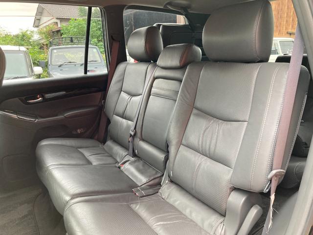 当店のお車をご覧いただきましてありがとうございます。お車についてのご質問やお見積りのご依頼、ご購入にあたってのご相談などお気軽にお問い合わせ下さい！