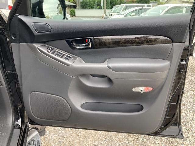 この度は当店のお車をご覧になっていただき、誠にありがとうございます。じっくり現車確認して頂けるよう、ご準備を致します！