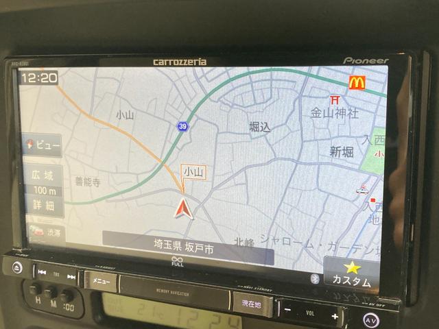 ランドクルーザー１００ ＶＸリミテッド　Ｇセレクション　４ＷＤ　ＥＴＣ　バックカメラ　オートクルーズコントロール　サンルーフ　ナビ　ＴＶ　アルミホイール　キーレスエントリー　シートヒーター　ＡＴ　盗難防止システム　衝突安全ボディ　ＣＤ　ＵＳＢ（4枚目）