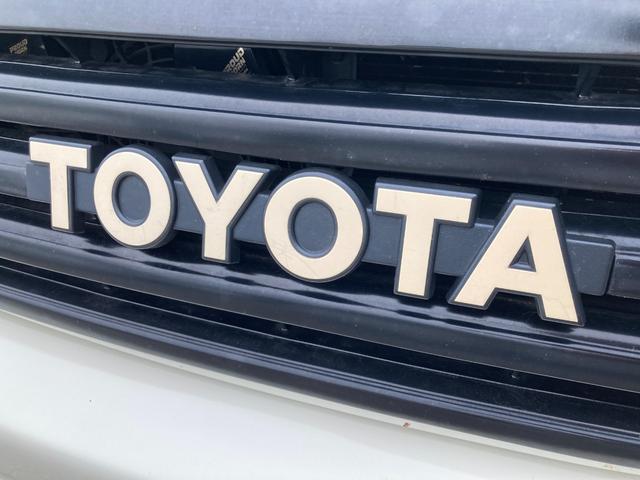 ランドクルーザー１００ ＶＸリミテッド　Ｇセレクション　４ＷＤ　ＥＴＣ　バックカメラ　オートクルーズコントロール　サンルーフ　ナビ　ＴＶ　アルミホイール　キーレスエントリー　シートヒーター　ＡＴ　盗難防止システム　衝突安全ボディ　ＣＤ　ＵＳＢ（32枚目）