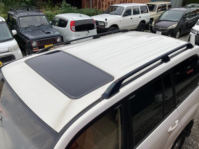 ランドクルーザー１００ ＶＸリミテッド　Ｇセレクション　４ＷＤ　ＥＴＣ　バックカメラ　オートクルーズコントロール　サンルーフ　ナビ　ＴＶ　アルミホイール　キーレスエントリー　シートヒーター　ＡＴ　盗難防止システム　衝突安全ボディ　ＣＤ　ＵＳＢ（39枚目）