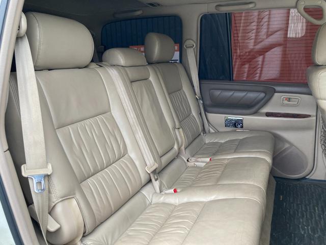 ランドクルーザー１００ ＶＸリミテッド　Ｇセレクション　４ＷＤ　ＥＴＣ　バックカメラ　オートクルーズコントロール　サンルーフ　ナビ　ＴＶ　アルミホイール　キーレスエントリー　シートヒーター　ＡＴ　盗難防止システム　衝突安全ボディ　ＣＤ　ＵＳＢ（47枚目）