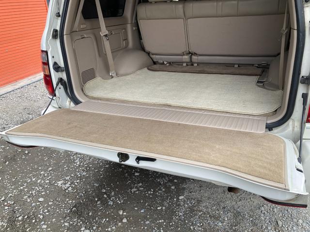 ランドクルーザー１００ ＶＸリミテッド　Ｇセレクション　４ＷＤ　ＥＴＣ　バックカメラ　オートクルーズコントロール　サンルーフ　ナビ　ＴＶ　アルミホイール　キーレスエントリー　シートヒーター　ＡＴ　盗難防止システム　衝突安全ボディ　ＣＤ　ＵＳＢ（59枚目）