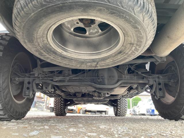 ランドクルーザー１００ ＶＸリミテッド　Ｇセレクション　４ＷＤ　ＥＴＣ　バックカメラ　オートクルーズコントロール　サンルーフ　ナビ　ＴＶ　アルミホイール　キーレスエントリー　シートヒーター　ＡＴ　盗難防止システム　衝突安全ボディ　ＣＤ　ＵＳＢ（60枚目）