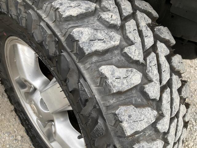 ランドクルーザー１００ ＶＸリミテッド　Ｇセレクション　４ＷＤ　ＥＴＣ　バックカメラ　オートクルーズコントロール　サンルーフ　ナビ　ＴＶ　アルミホイール　キーレスエントリー　シートヒーター　ＡＴ　盗難防止システム　衝突安全ボディ　ＣＤ　ＵＳＢ（61枚目）