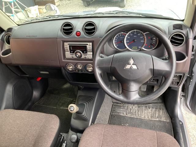 パジェロミニ ＶＲ　４ＷＤ　電動格納ミラー　シートヒーター　ＭＴ　盗難防止システム　ＡＢＳ　ＣＤ　ミュージックプレイヤー接続可　アルミホイール　衝突安全ボディ　エアコン　パワーステアリング　パワーウィンドウ（2枚目）