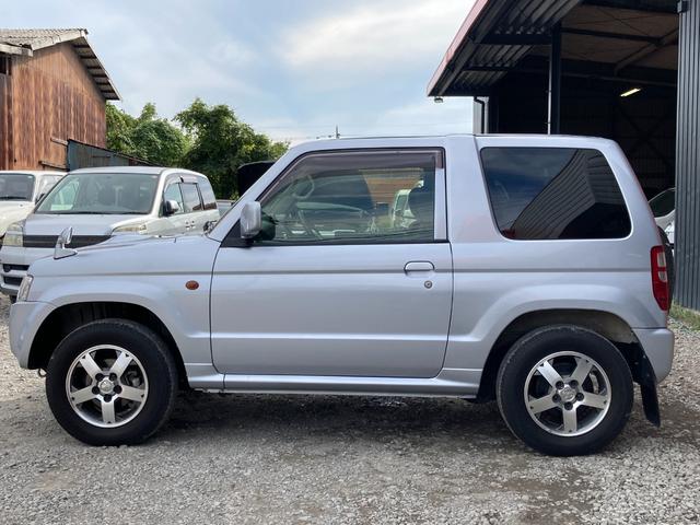 パジェロミニ ＶＲ　４ＷＤ　電動格納ミラー　シートヒーター　ＭＴ　盗難防止システム　ＡＢＳ　ＣＤ　ミュージックプレイヤー接続可　アルミホイール　衝突安全ボディ　エアコン　パワーステアリング　パワーウィンドウ（15枚目）