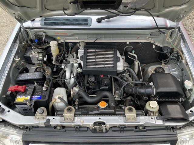 パジェロミニ ＶＲ　４ＷＤ　電動格納ミラー　シートヒーター　ＭＴ　盗難防止システム　ＡＢＳ　ＣＤ　ミュージックプレイヤー接続可　アルミホイール　衝突安全ボディ　エアコン　パワーステアリング　パワーウィンドウ（20枚目）