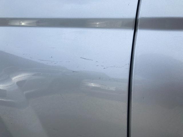 パジェロミニ ＶＲ　４ＷＤ　電動格納ミラー　シートヒーター　ＭＴ　盗難防止システム　ＡＢＳ　ＣＤ　ミュージックプレイヤー接続可　アルミホイール　衝突安全ボディ　エアコン　パワーステアリング　パワーウィンドウ（32枚目）