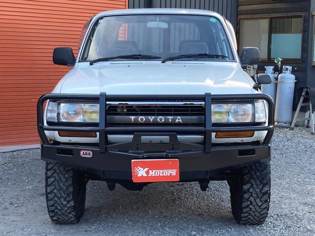 ランドクルーザー８０ ＧＸ　４ＷＤ　ＥＴＣ　バックカメラ　ナビ　ＴＶ　アルミホイール　シートヒーター　ＭＴ　ＣＤ　ＵＳＢ　ミュージックプレイヤー接続可（2枚目）