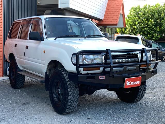 ランドクルーザー８０ ＧＸ　４ＷＤ　ＥＴＣ　バックカメラ　ナビ　ＴＶ　アルミホイール　シートヒーター　ＭＴ　ＣＤ　ＵＳＢ　ミュージックプレイヤー接続可（3枚目）