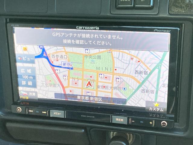 ランドクルーザー８０ ＧＸ　４ＷＤ　ＥＴＣ　バックカメラ　ナビ　ＴＶ　アルミホイール　シートヒーター　ＭＴ　ＣＤ　ＵＳＢ　ミュージックプレイヤー接続可（12枚目）